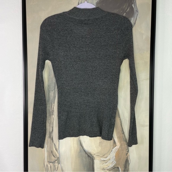 YOKI Gray Ribbed Cut Out Lace Up Slim Fit Sweater - Picture 4 of 4